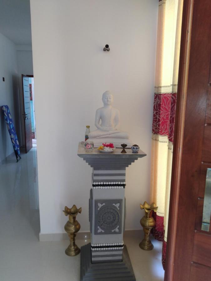 أمبالانغودا Golden Villa المظهر الخارجي الصورة